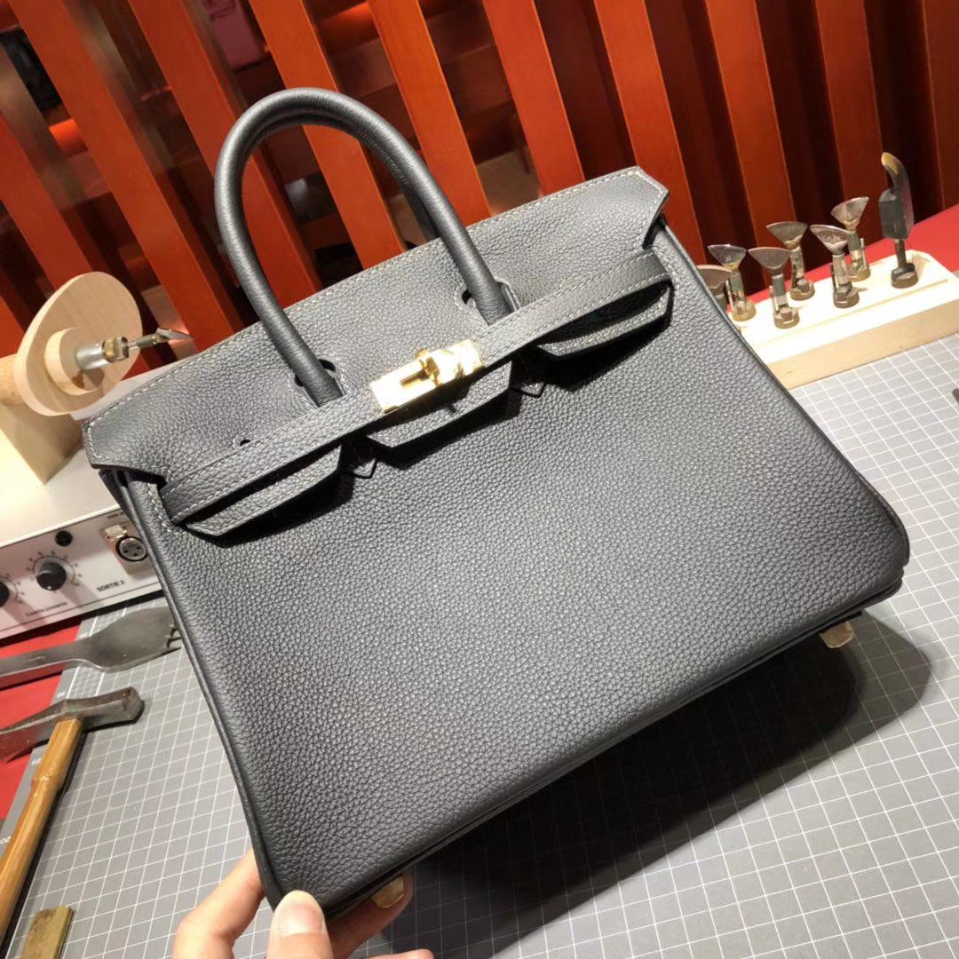 爱马仕铂金包价格 Hermes Birkin25CM 石墨灰原厂Togo牛皮 金扣