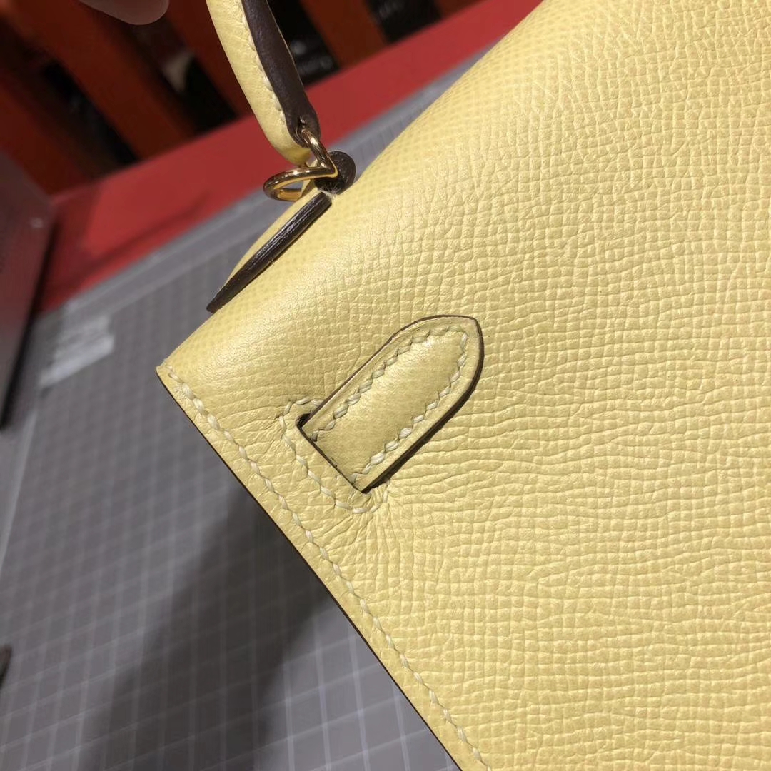 爱马仕迷你凯莉包2代 Hermes Minikelly19CM 小鸡黄原厂Epsom牛皮 金扣