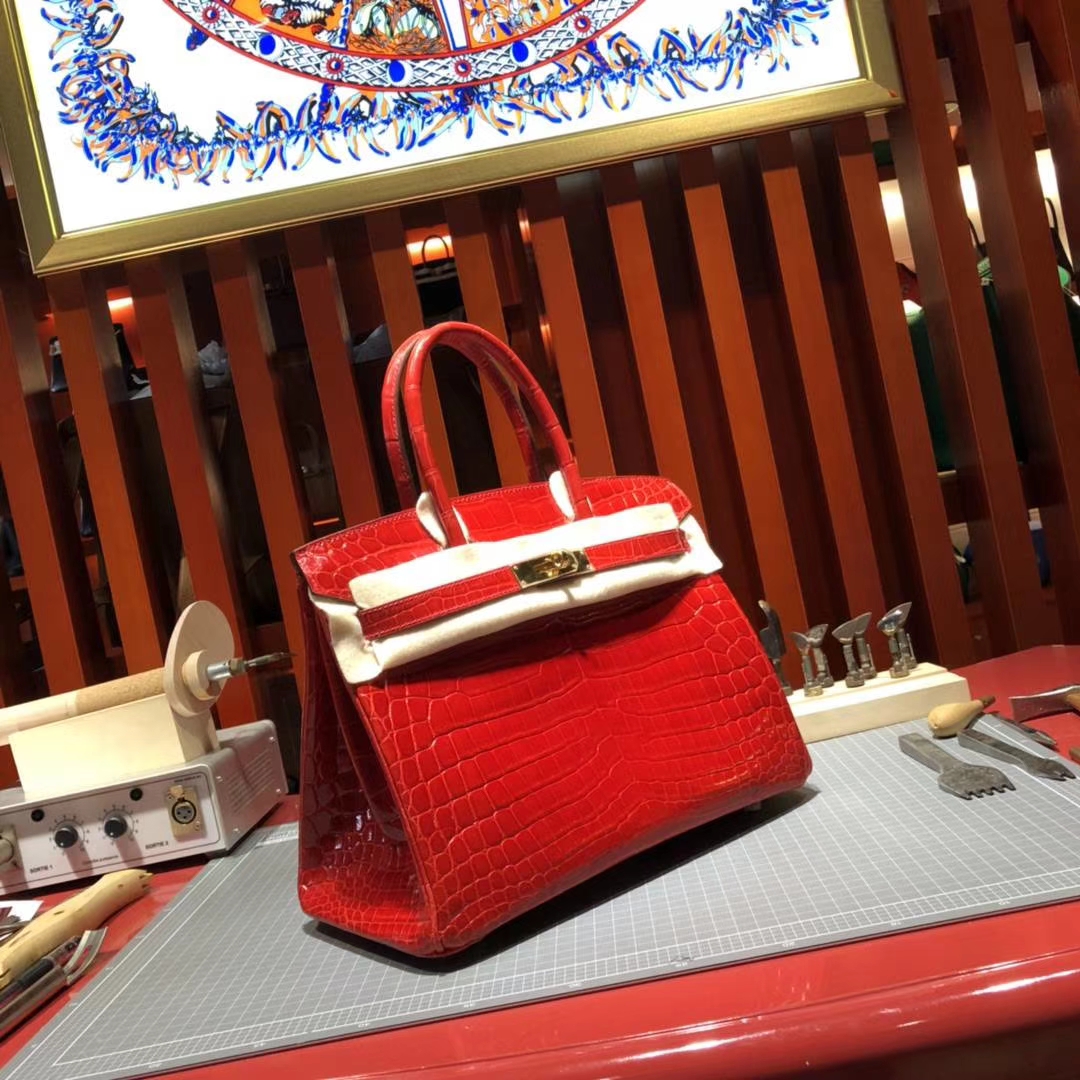 Hermes Birkin30CM 爱马仕95法拉利红亮面尼罗鳄鱼皮铂金包 金扣