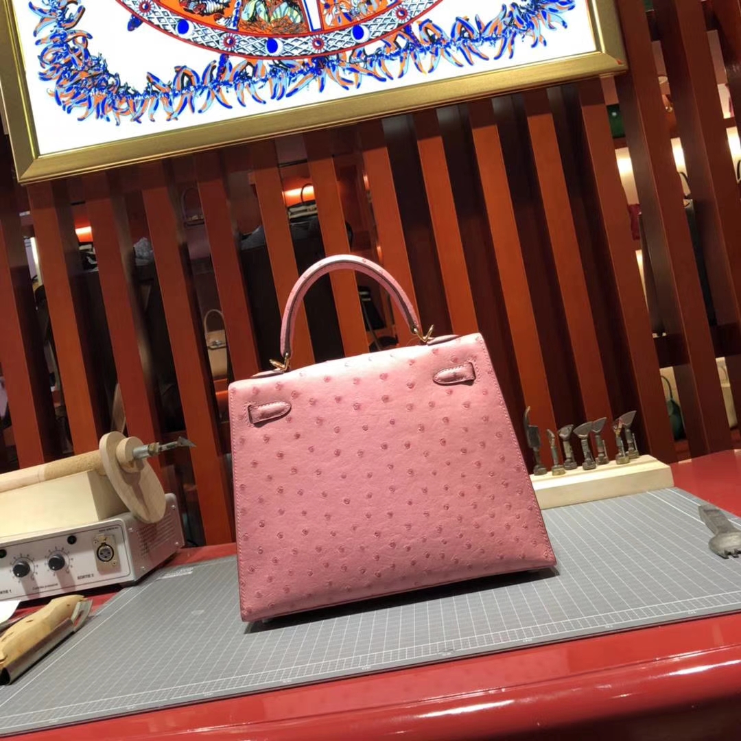 Hermes Kelly25CM 爱马仕陶瓷粉顶级鸵鸟皮凯莉包 金扣