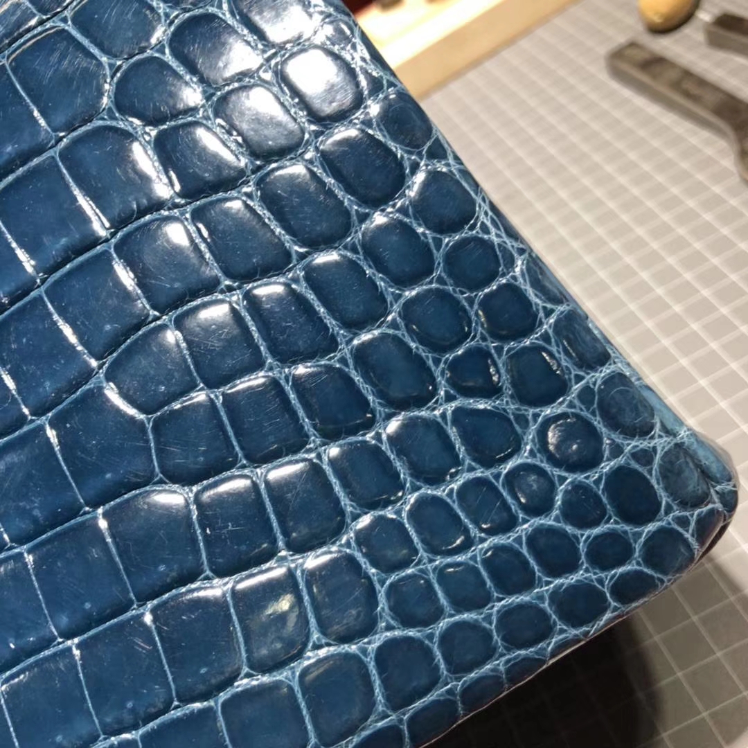 Hermes包包官网 爱马仕1P鸭子蓝亮面鳄鱼皮铂金包Birkin30CM 金扣