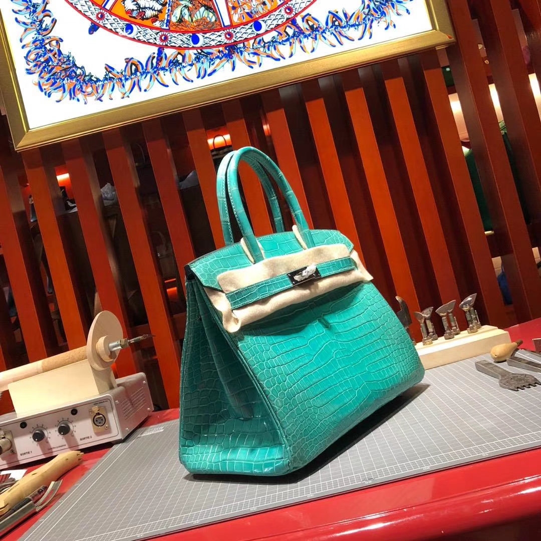 Hermes包包官网 爱马仕tiffany绿亮面湾鳄鱼皮铂金包Birkin30CM 银扣