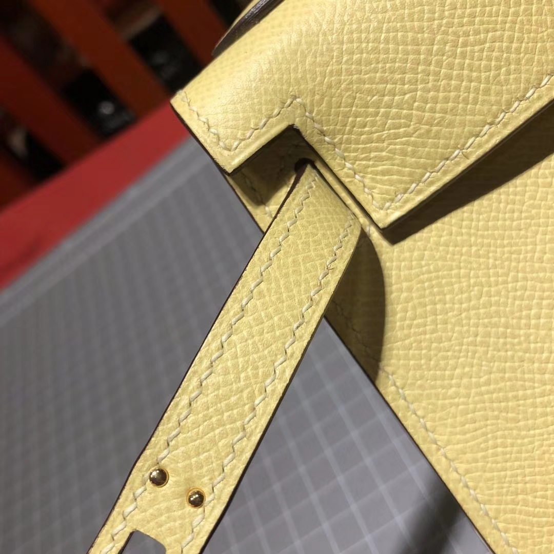 爱马仕迷你凯莉包2代 Hermes Minikelly19CM 小鸡黄原厂Epsom牛皮 金扣