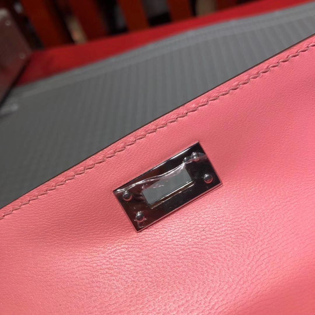 爱马仕包包官网 Hermes Minikelly2代 奶昔粉色顶级Epsom牛皮迷你凯莉包 银扣