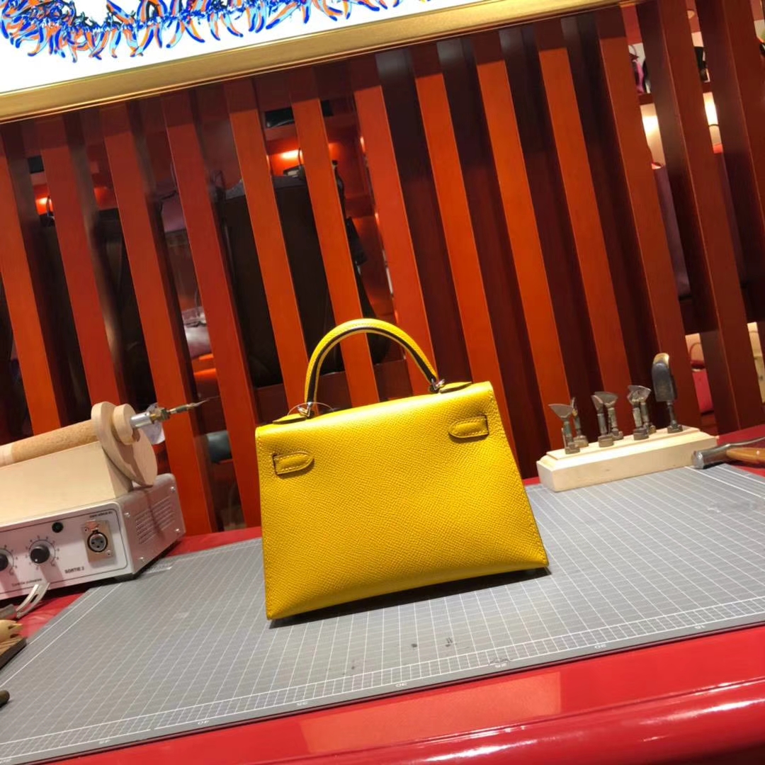 爱马仕包包官网 Hermes Minikelly2代 琥珀黄原厂Epsom牛皮迷你凯莉包2代