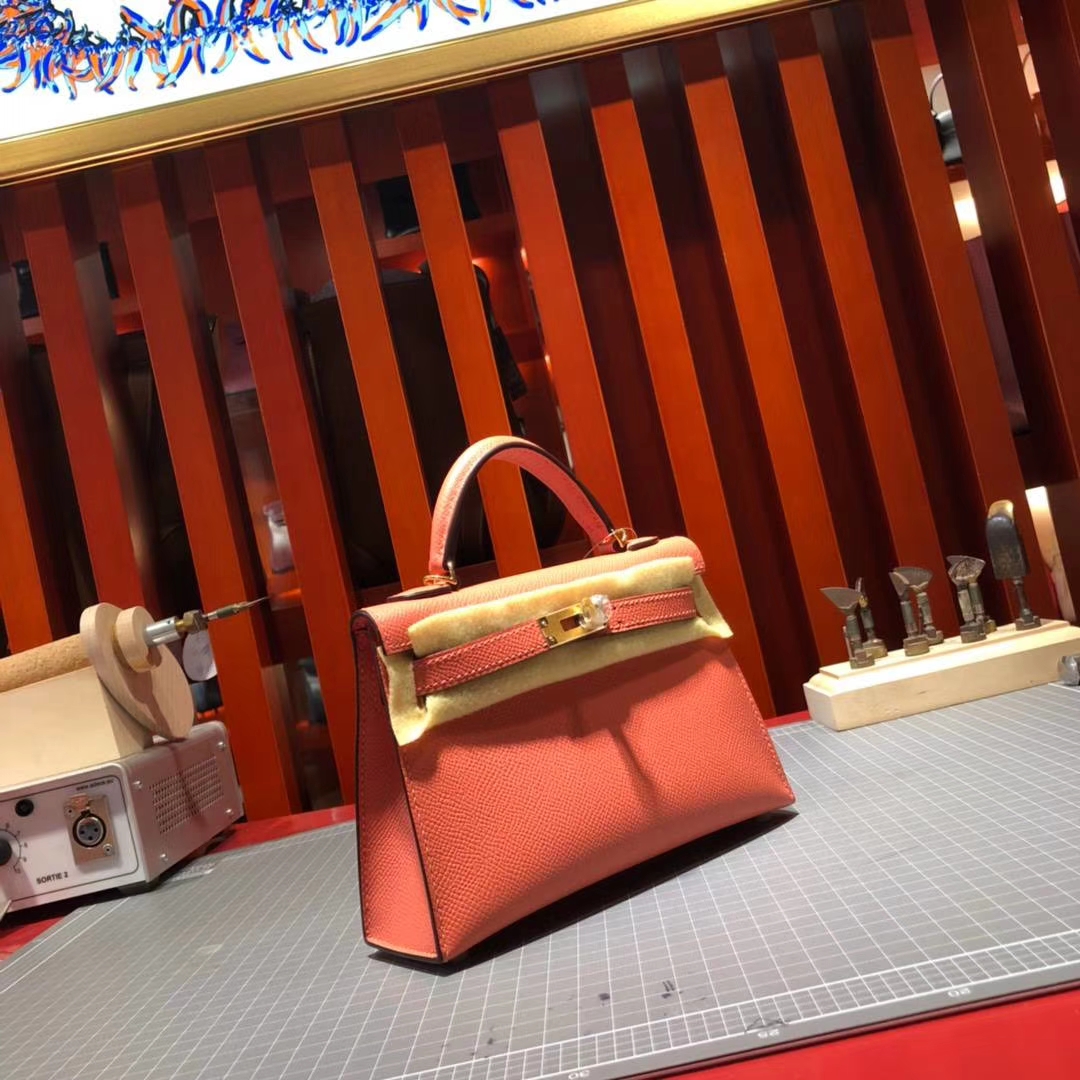 爱马仕晚宴手包 Hermes龙虾粉顶级Epsom牛皮迷你凯莉包Minikelly2代 金扣