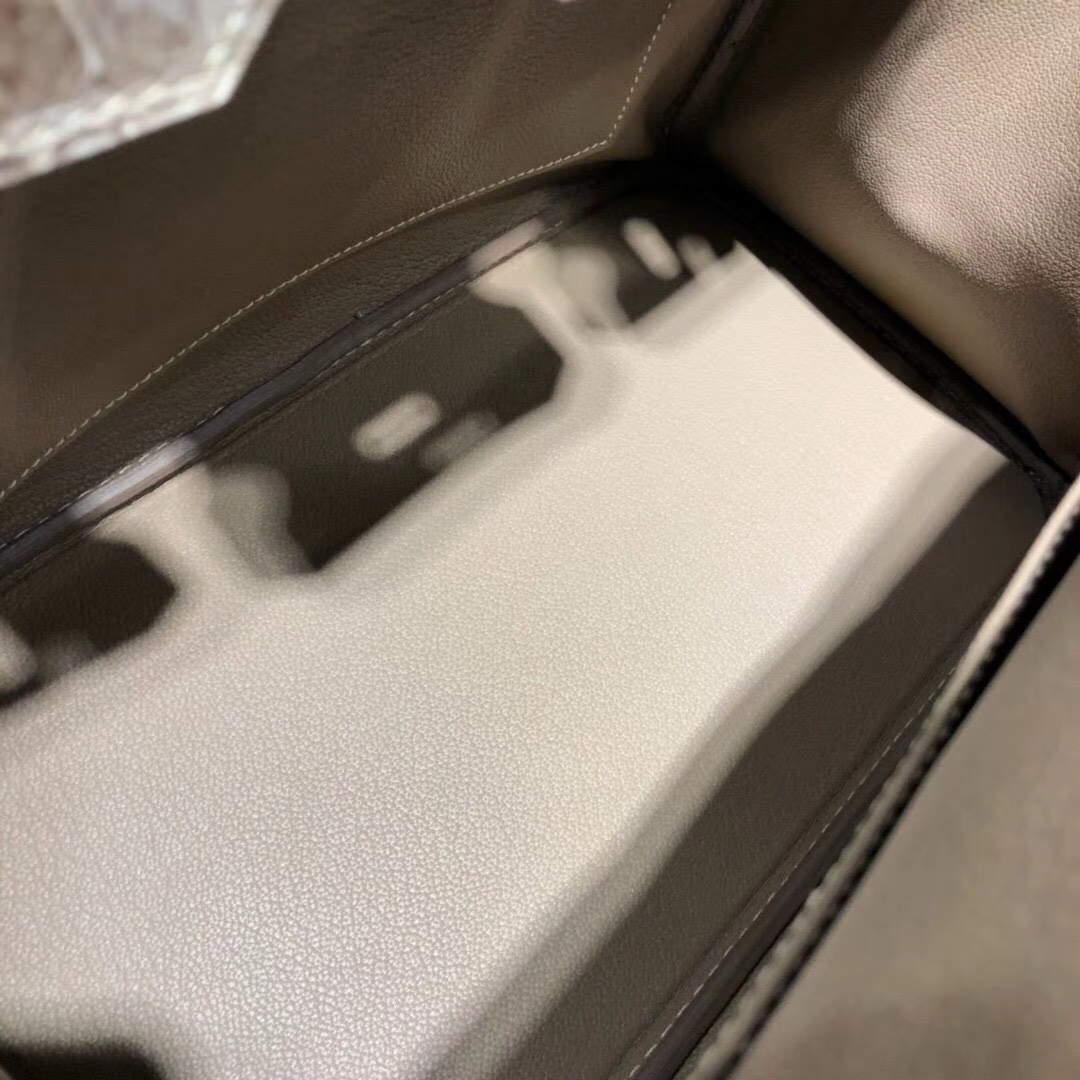 Hermes Birkin30cm 爱马仕喜马拉雅亮光两点鳄鱼皮铂金包 银扣