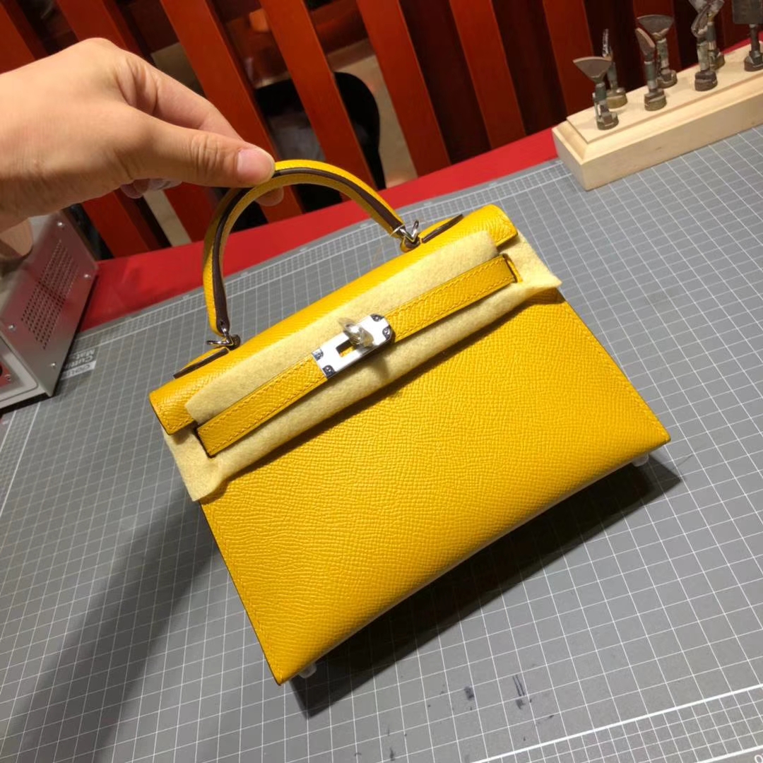 爱马仕包包官网 Hermes Minikelly2代 琥珀黄原厂Epsom牛皮迷你凯莉包2代