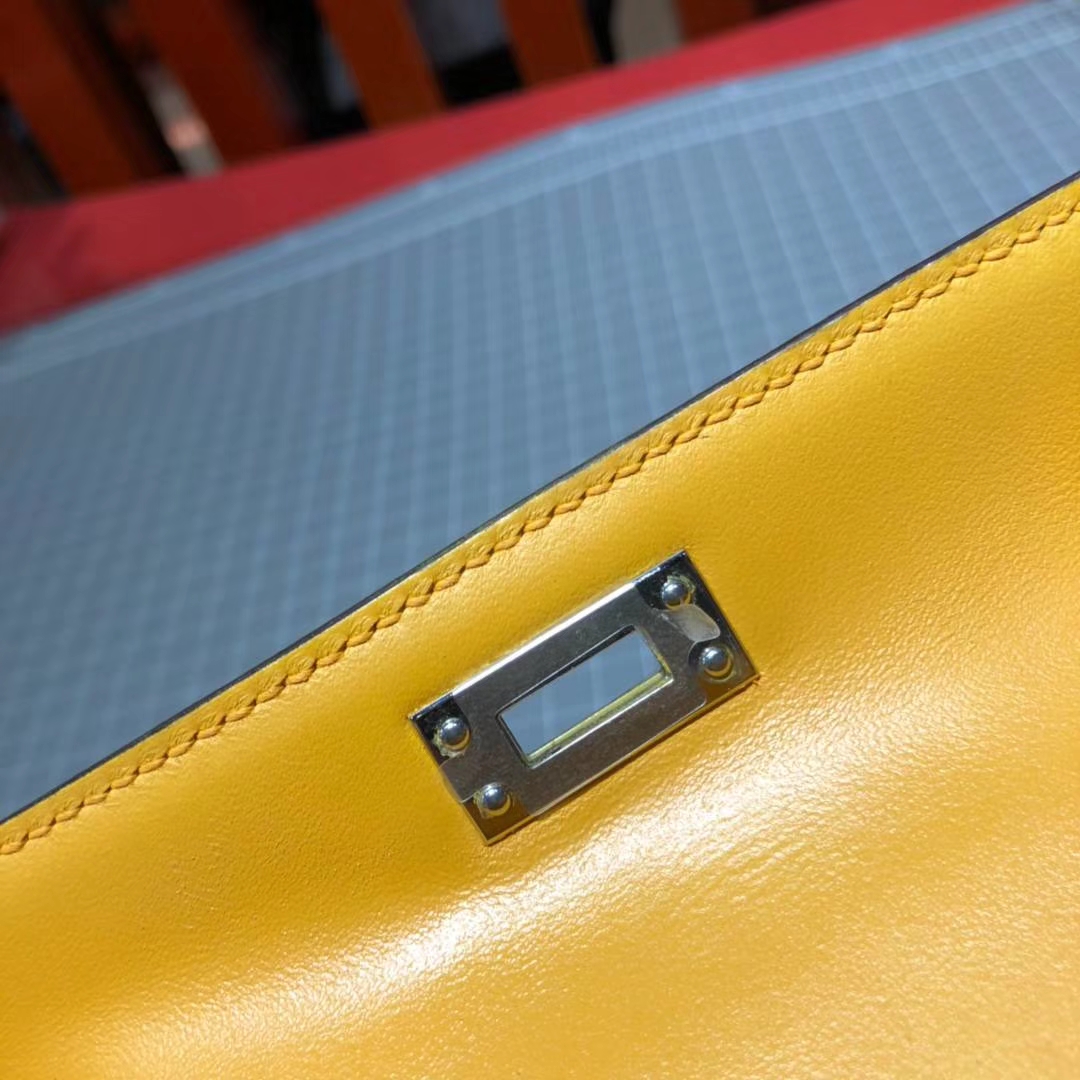 爱马仕包包官网 Hermes Minikelly2代 琥珀黄原厂Epsom牛皮迷你凯莉包2代