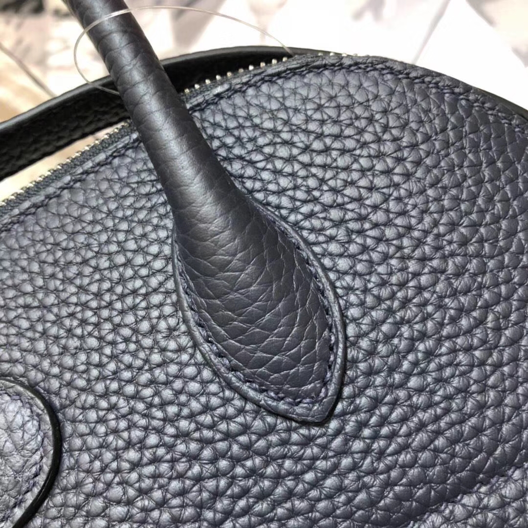 Hermes Bolide27CM 爱马仕黑色Togo牛皮鲨鱼头保龄球包 银扣