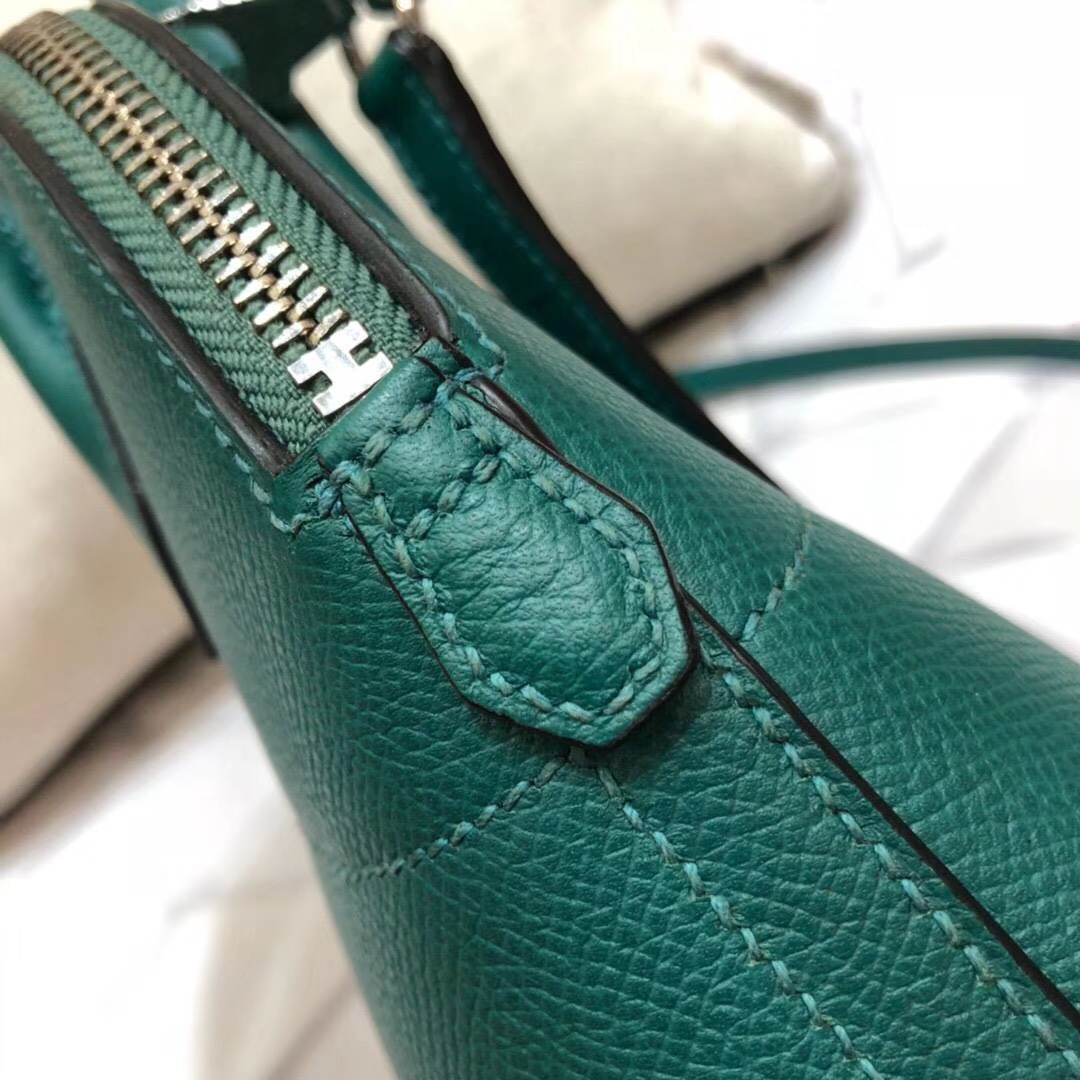 爱马仕保龄球包价格 Hermes Bolide27CM 孔雀绿顶级掌纹牛皮手提女包 银扣