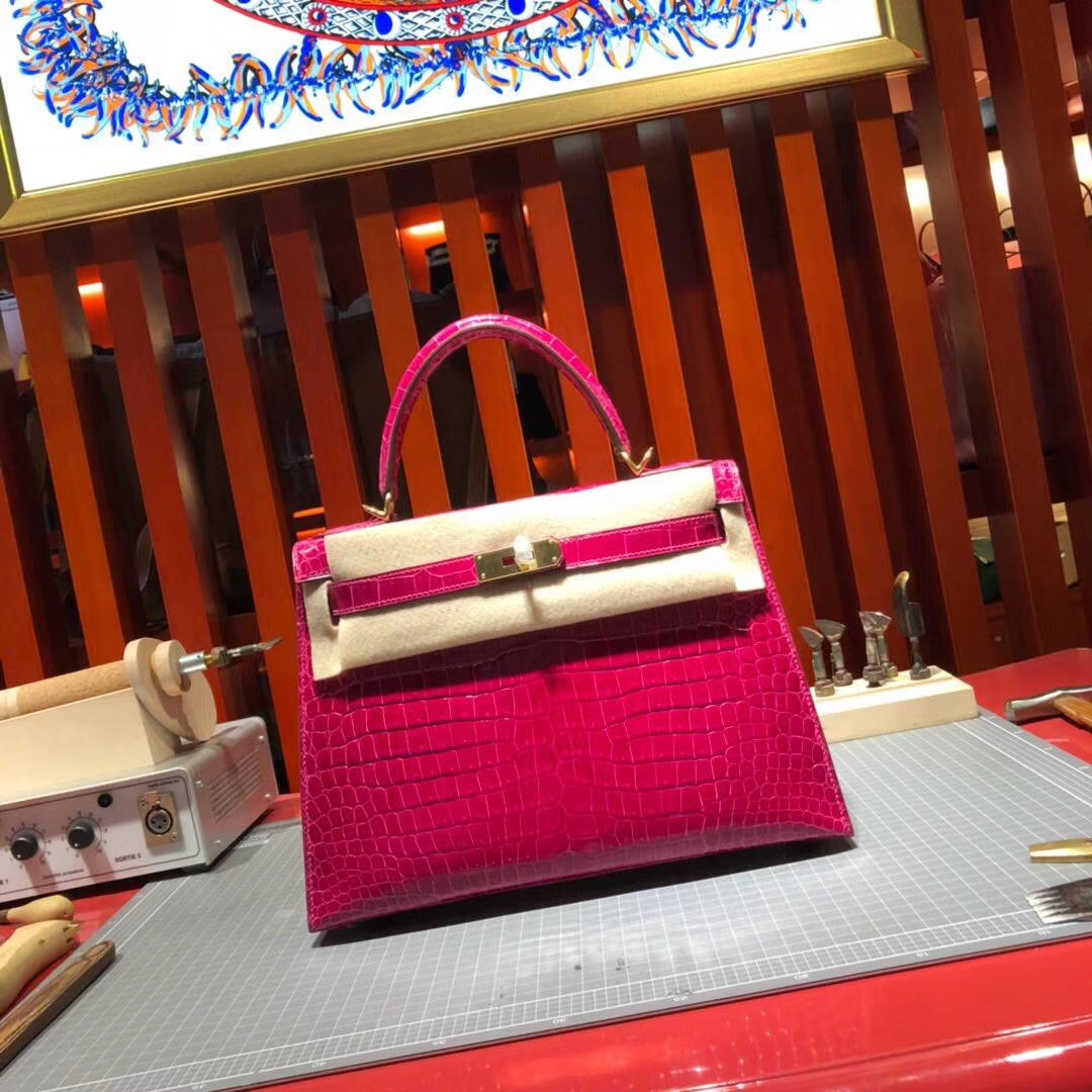 Hermes Kelly28CM 爱马仕天方夜谭紫亮光倒V湾鳄鱼皮凯莉包 金扣