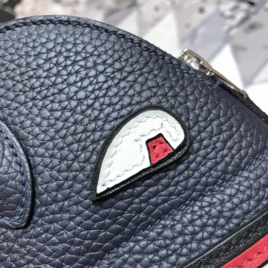 Hermes Bolide27CM 爱马仕黑色Togo牛皮鲨鱼头保龄球包 银扣