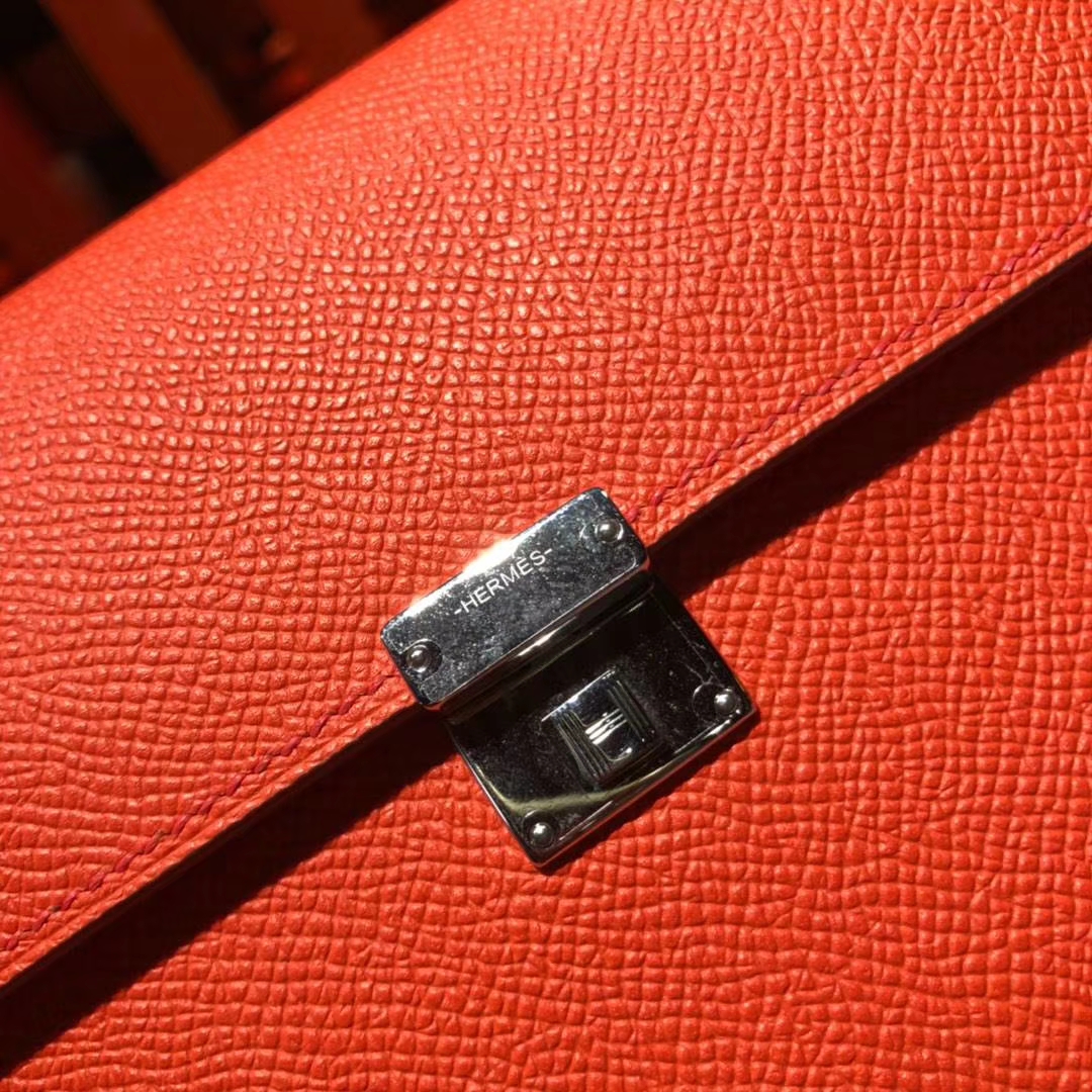 爱马仕包包官网 Hermes Clic 16CM 掌纹牛皮新款单肩斜挎女包 橙色 银扣