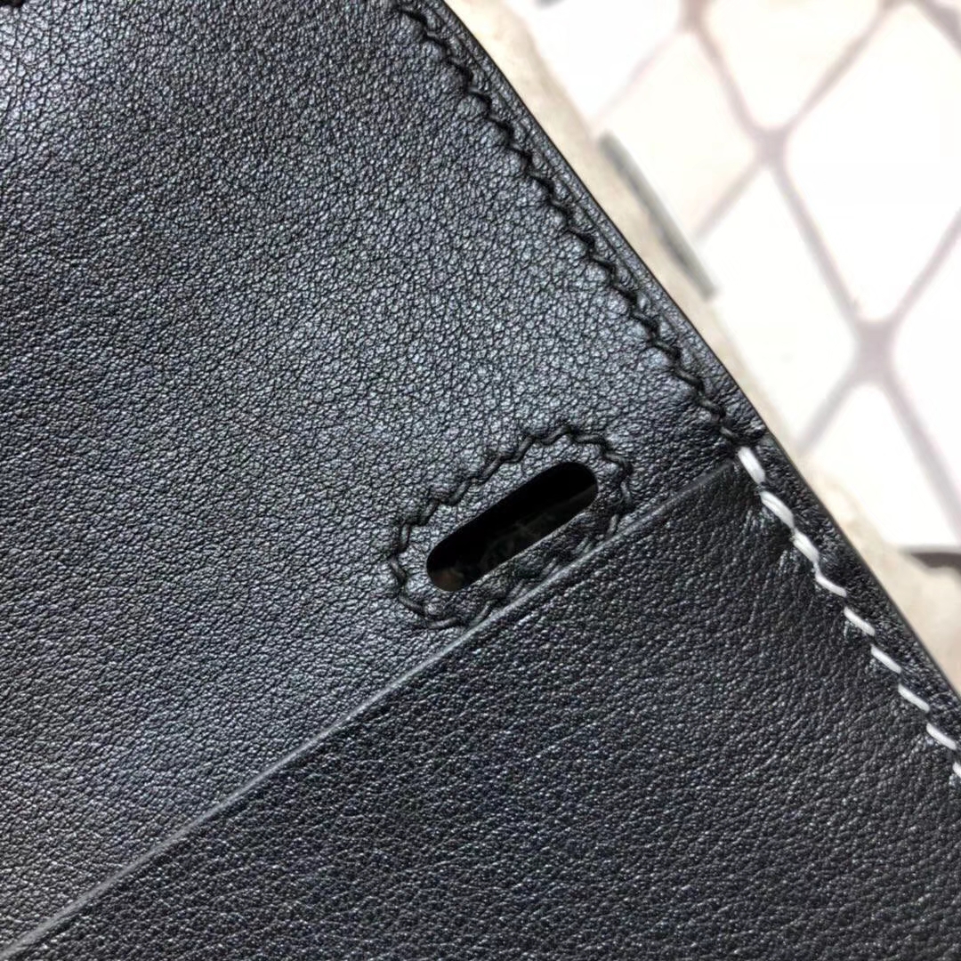 爱马仕包包批发 Hermes黑色Swift平纹mini Halzan手提斜挎两用包包