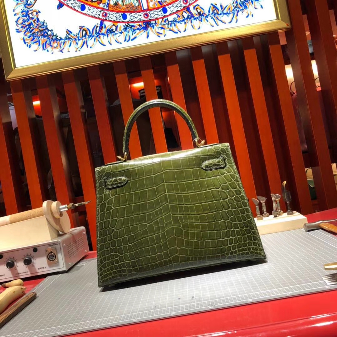 爱马仕凯莉包价格 Hermes Kelly28CM 丛林绿两点尼罗鳄鱼皮 金扣
