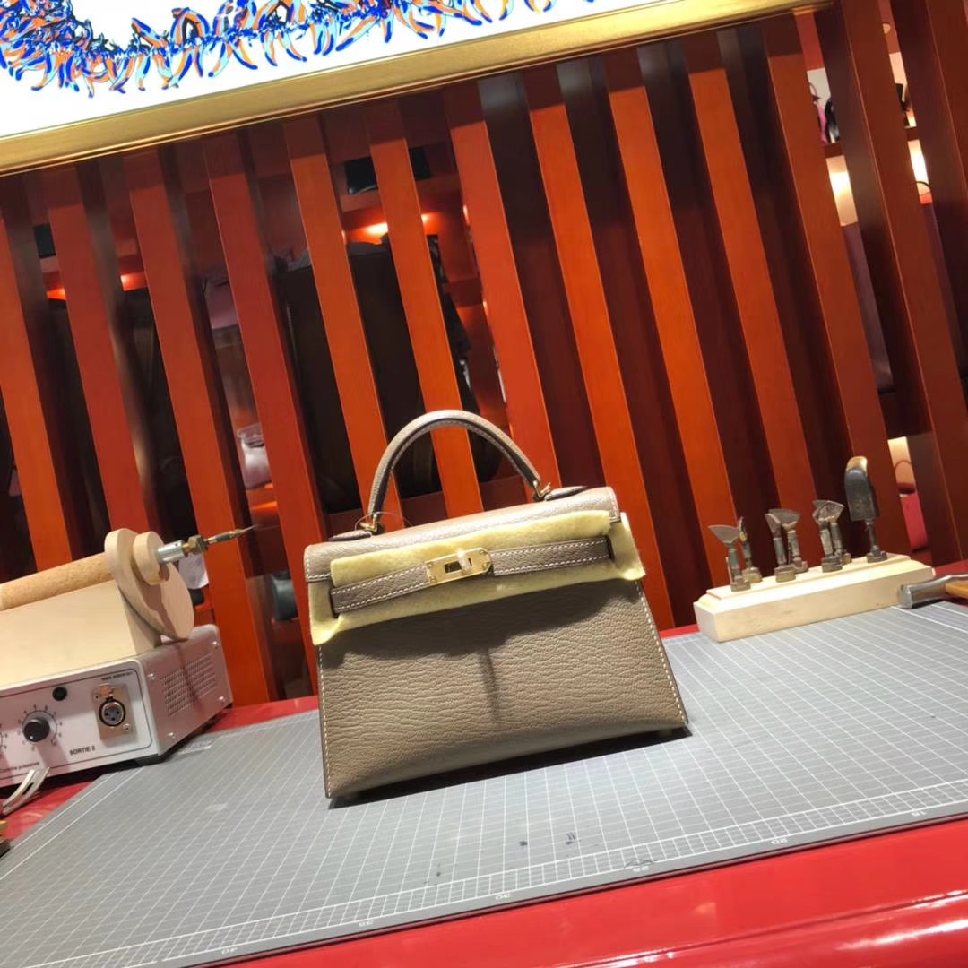 Hermes Minikelly2代 爱马仕顶级山羊皮迷你凯莉包2代19CM 大象灰 金扣