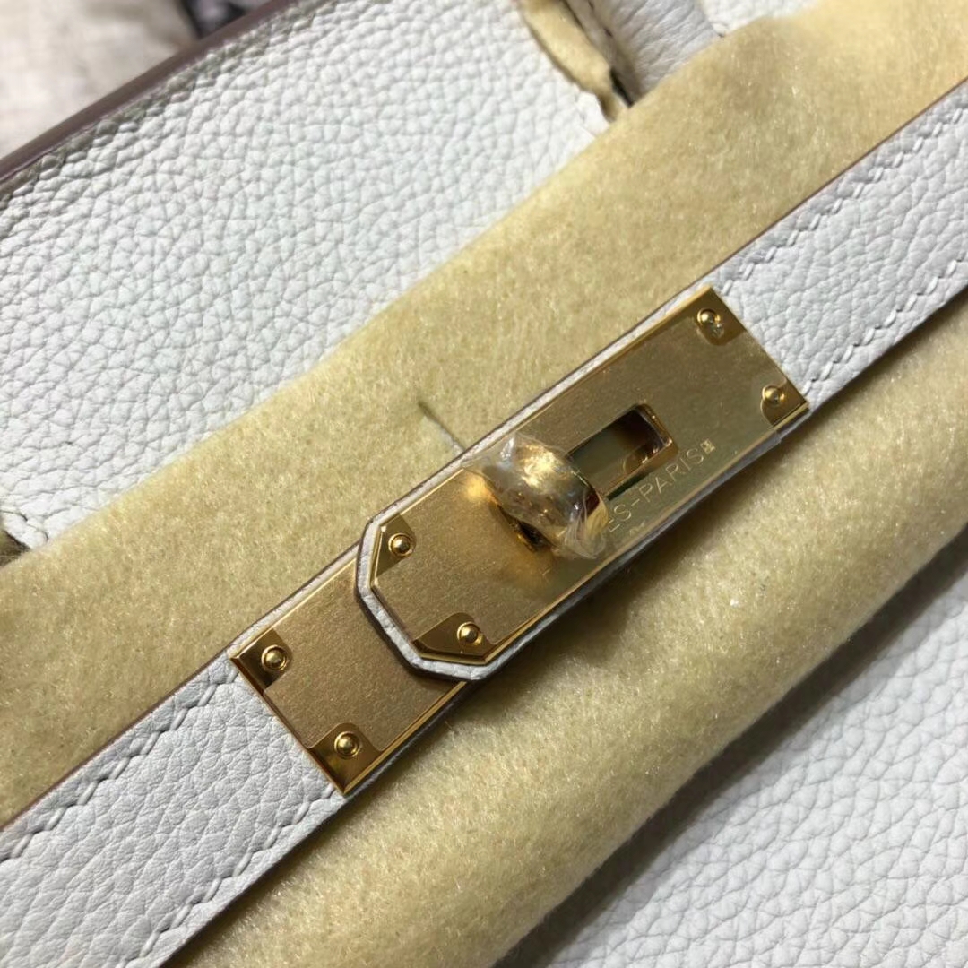 爱马仕包包尺寸 Hermes奶昔白色原厂Togo小牛皮铂金包Birkin30CM 金扣