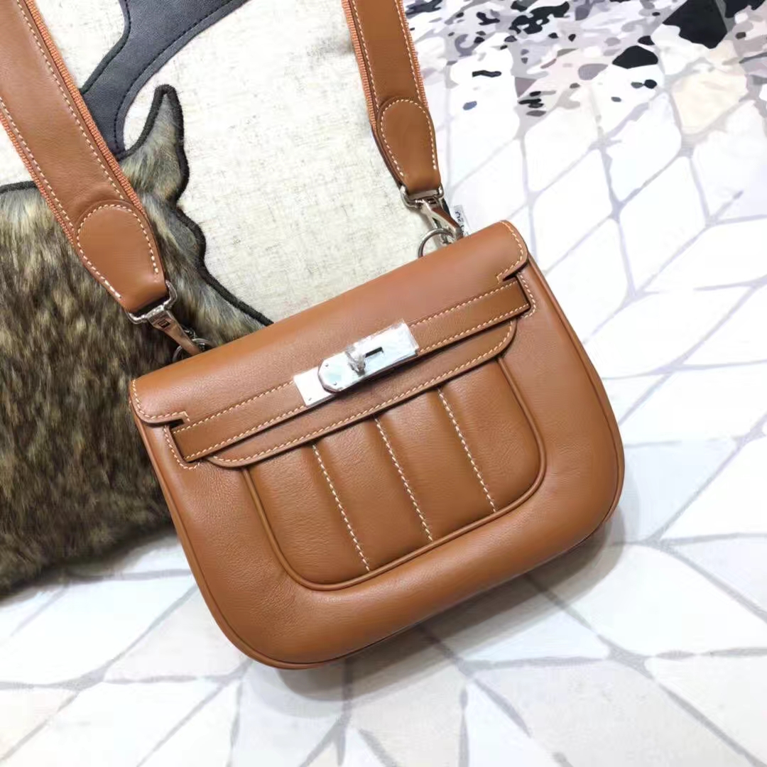爱马仕新款女包 Hermes Parfums单肩斜挎包包 土黄色原厂Swift牛皮