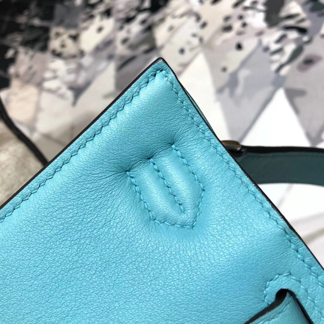 Hermes Jypsiere 爱马仕马卡龙蓝原厂Swift牛皮男女同用单肩斜挎包