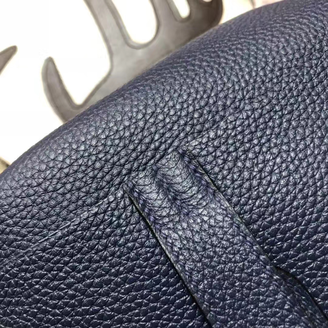 Hermes包包官网 爱马仕原厂Clemence牛皮Halzan包包手提包31CM 宝石蓝