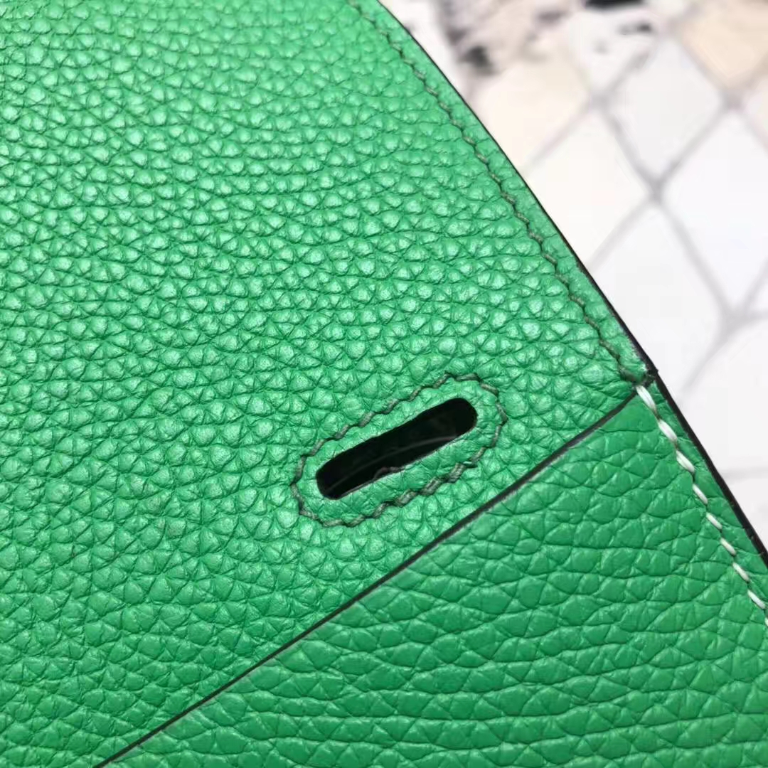 爱马仕新款女包 Hermes Halzan31CM 1K竹子绿原厂Clemence牛皮 银扣