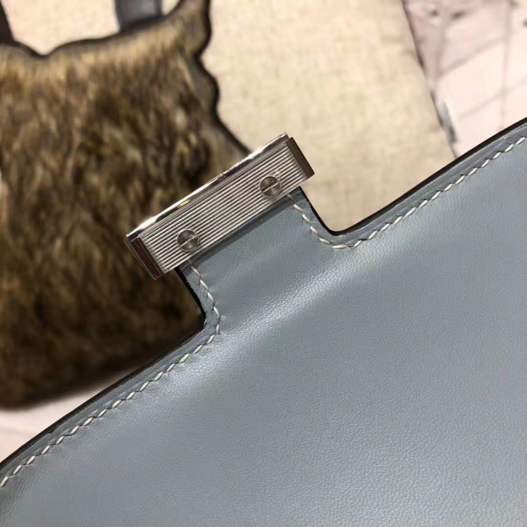 Hermes Constance19CM 爱马仕亚麻蓝原厂Epsom牛皮康斯坦包 银扣