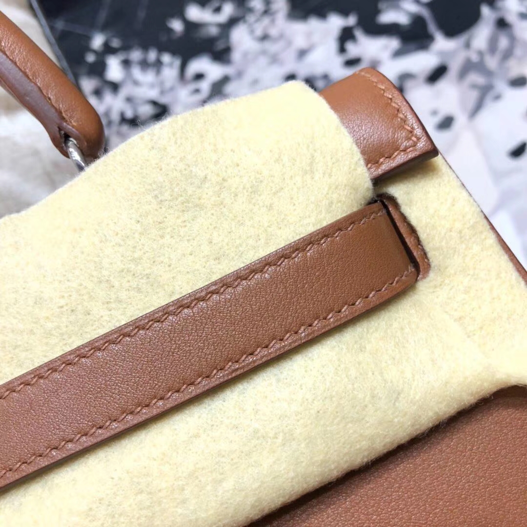 Hermes Kelly32CM 爱马仕CK37土黄色原厂Swift牛皮外缝凯莉包 银扣