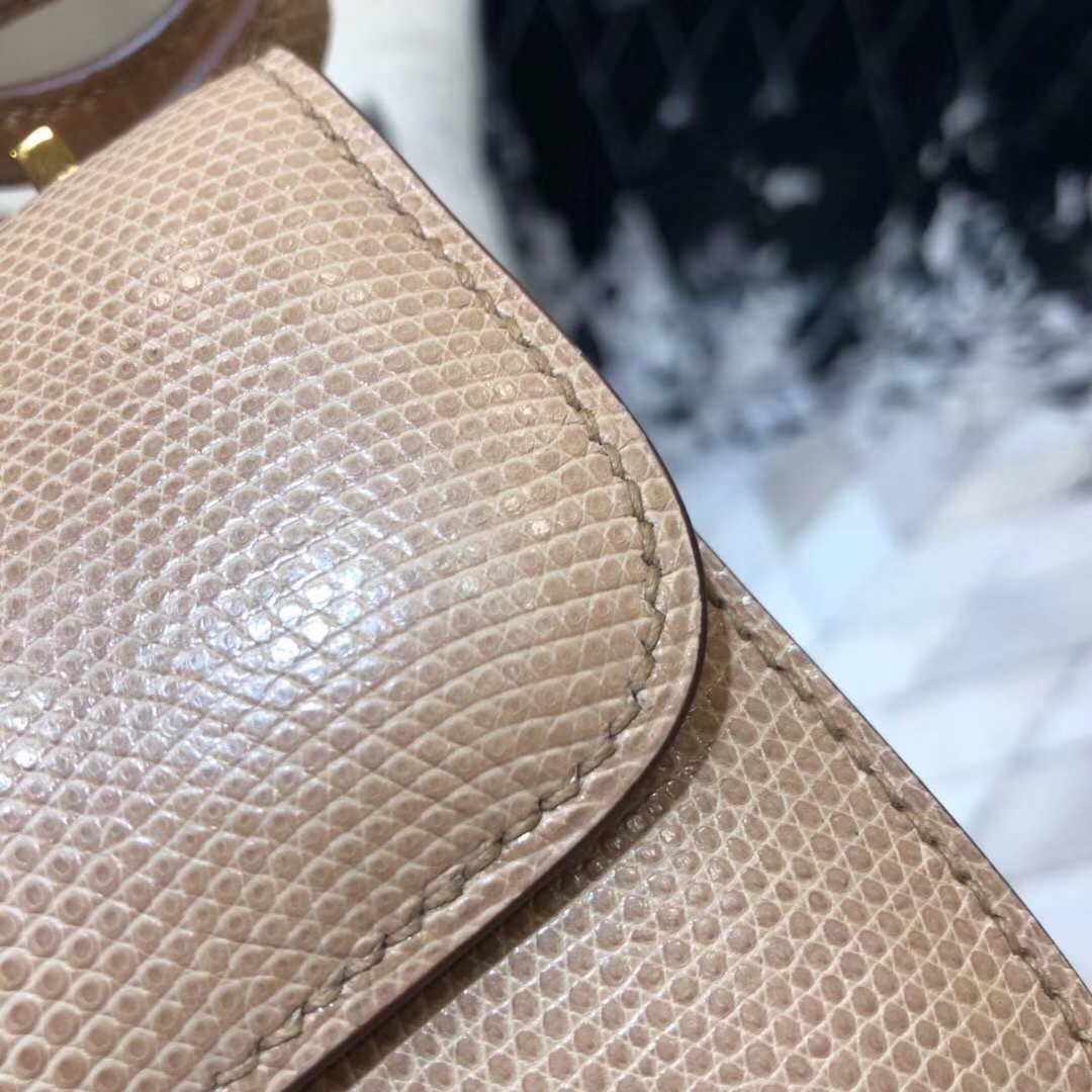 爱马仕空姐包价格 Hermes Constance19CM 杏色蜥蜴背皮康斯坦包 金扣