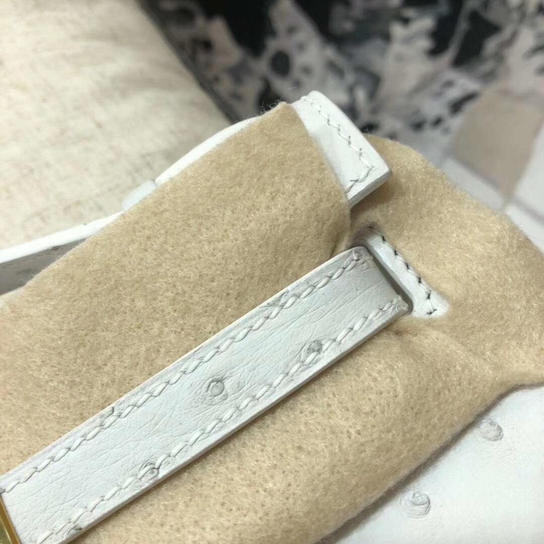 Hermes Minikelly22CM 爱马仕南非鸵鸟皮迷你凯莉包 纯白色 金扣