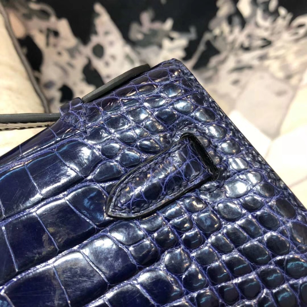 Hermes包包官网 爱马仕宝石蓝美洲鳄鱼皮迷你凯莉包Minikelly手包22CM 金扣