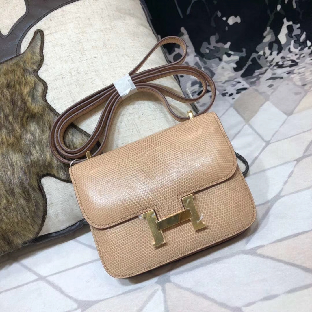 爱马仕空姐包价格 Hermes Constance19CM 杏色蜥蜴背皮康斯坦包 金扣