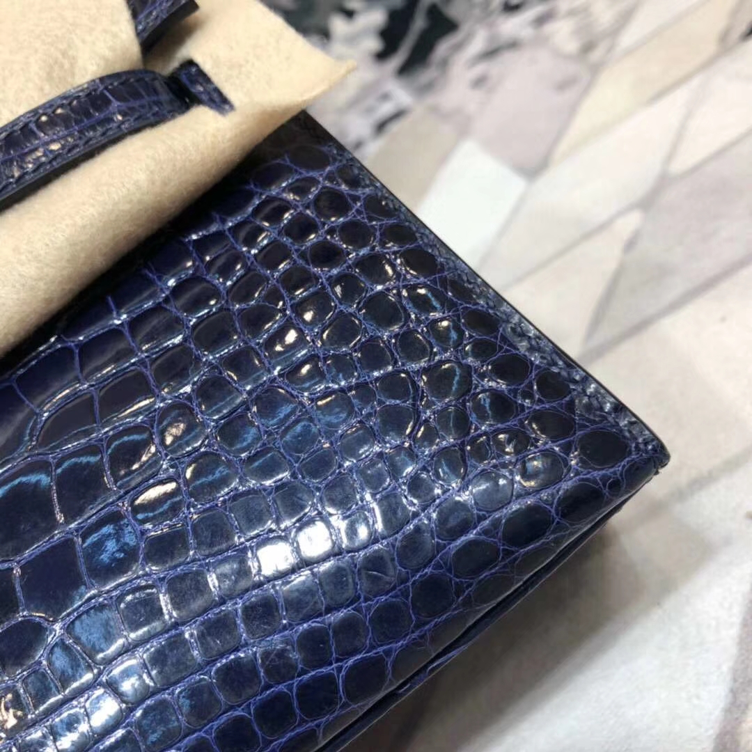 Hermes包包官网 爱马仕宝石蓝美洲鳄鱼皮迷你凯莉包Minikelly手包22CM 金扣