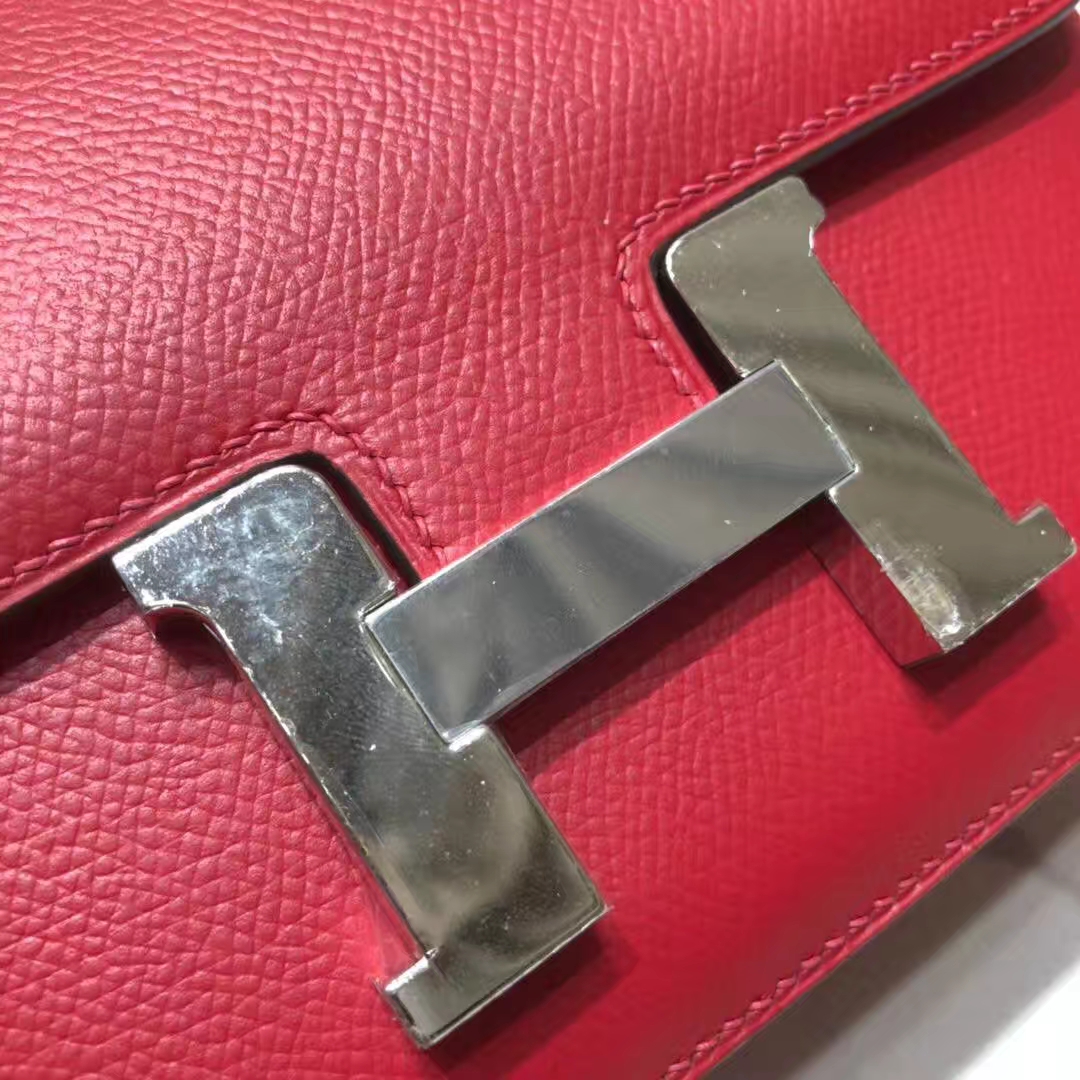 Hermes包包官网 爱马仕原厂掌纹牛皮康斯坦包Constance19CM 中国红