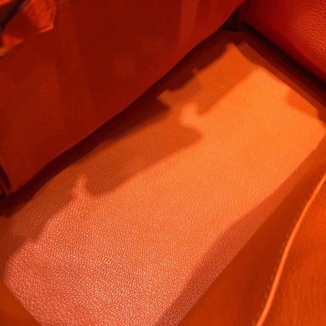 爱马仕包包批发 Hermes Birkin30CM 火焰橙原厂Togo小牛皮铂金包 金扣