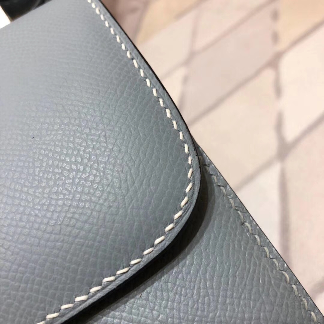 爱马仕包包官网 Hermes Constance23CM J7亚麻蓝原厂Epsom牛皮 金扣