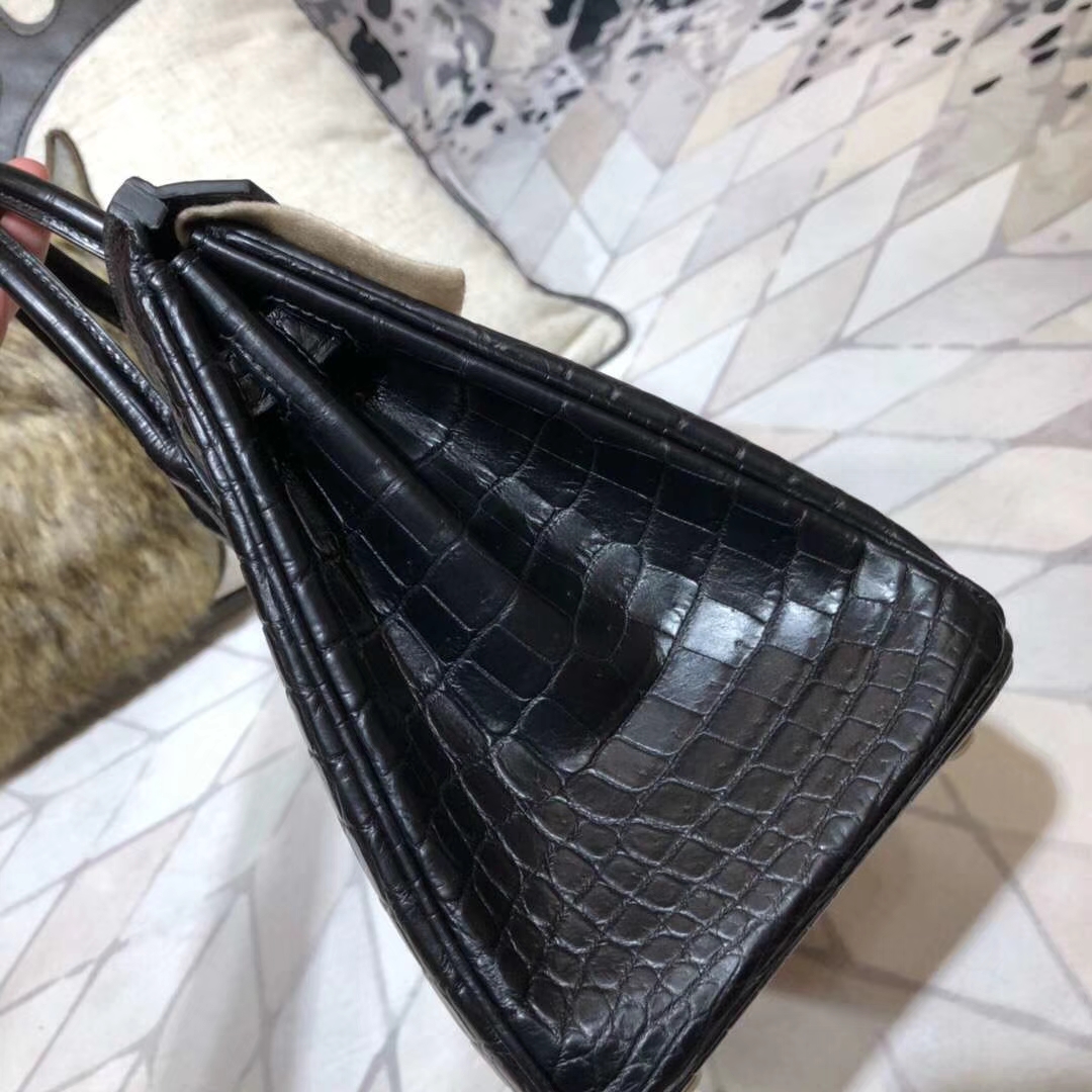 爱马仕Birkin包包 Hermes黑色亚光尼罗鳄鱼皮铂金包Birkin25CM 金扣