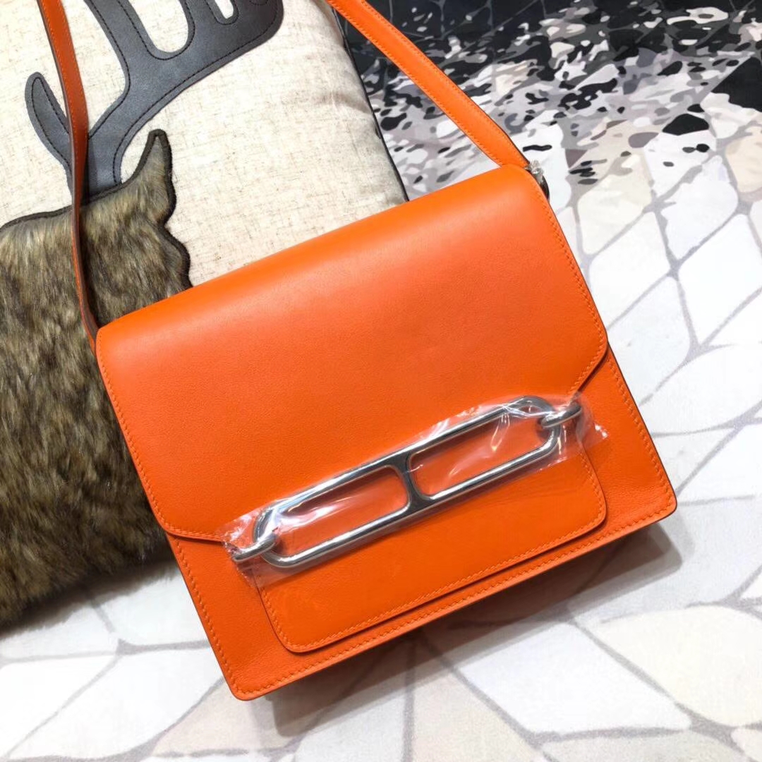 爱马仕猪鼻子包 Hermes Roulis24CM 橙色原厂Swift牛皮单肩包 银扣