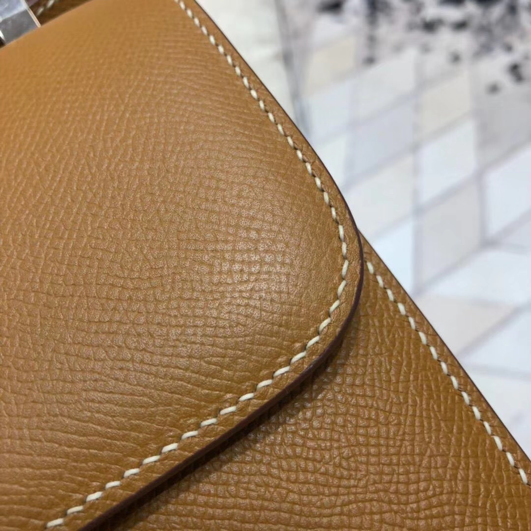 爱马仕康斯坦包价格 Hermes Constance23CM CC37土黄色原厂掌纹牛皮 银扣