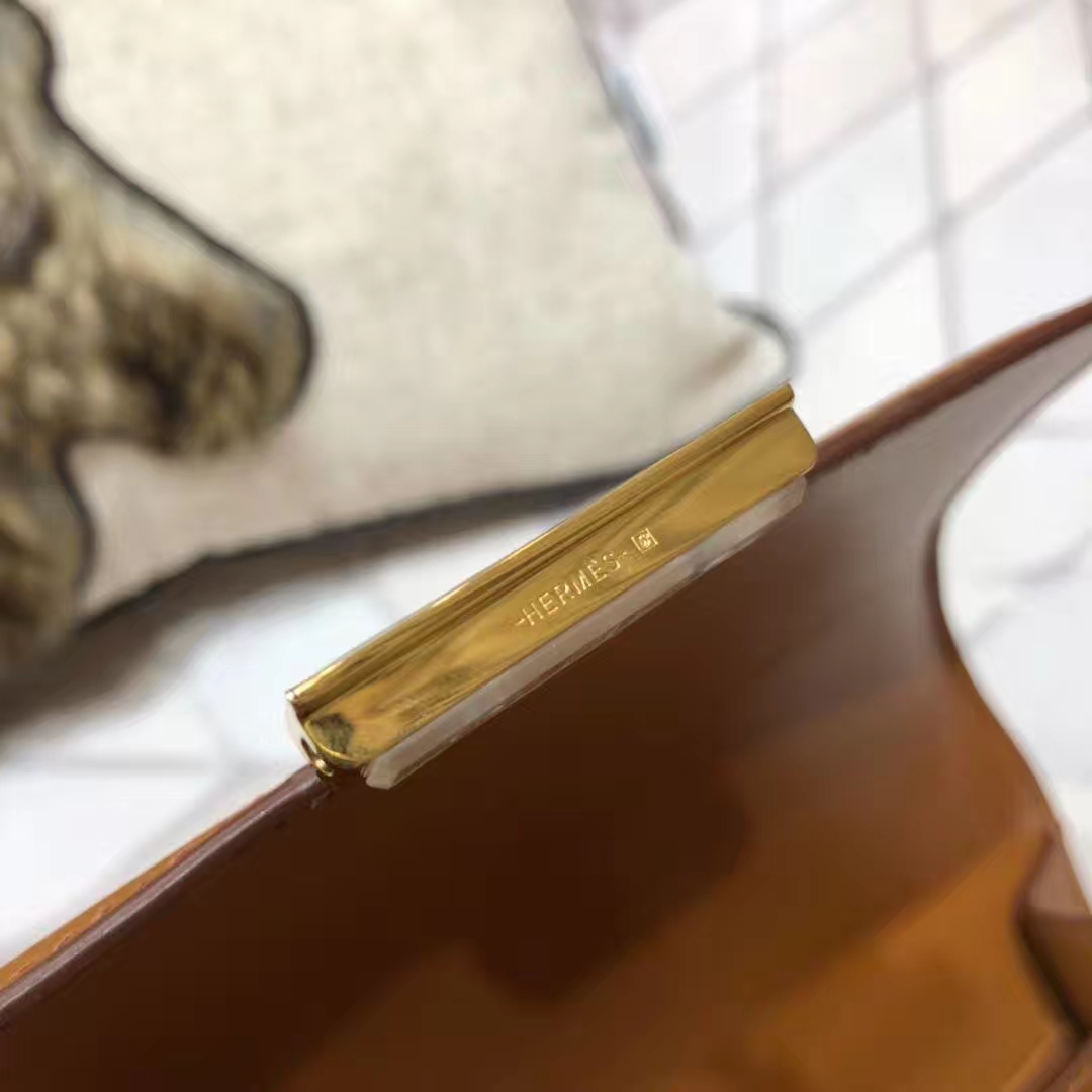 爱马仕康斯坦包 Hermes Constance19CM 土黄色原厂Epsom牛皮 金扣