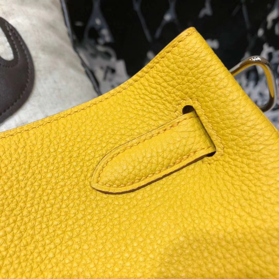 爱马仕新款单肩包 Hermes So Kelly22CM 9D琥珀黄TC牛皮 银扣