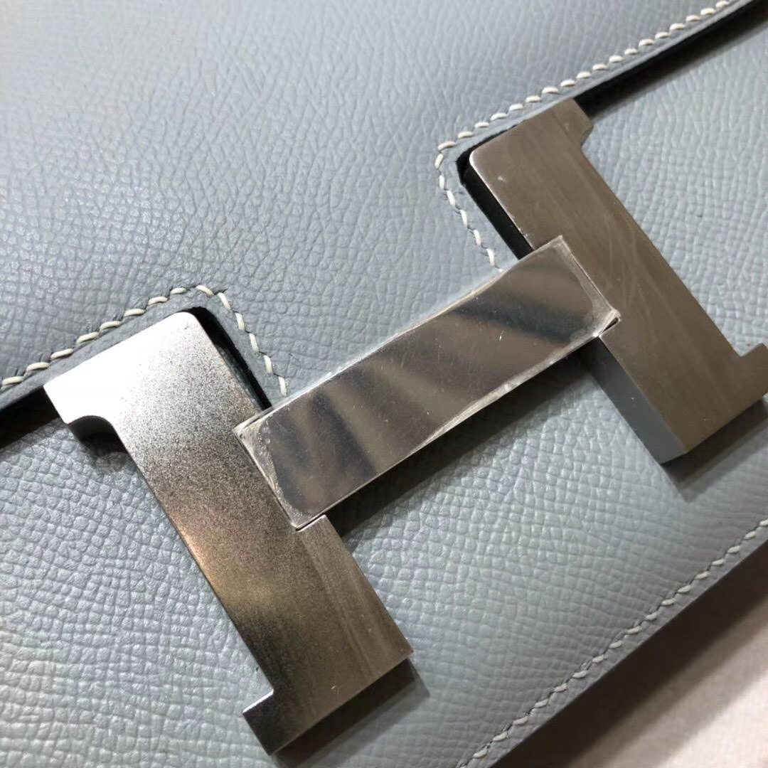 爱马仕包包官网 Hermes Constance23CM J7亚麻蓝原厂Epsom牛皮 金扣