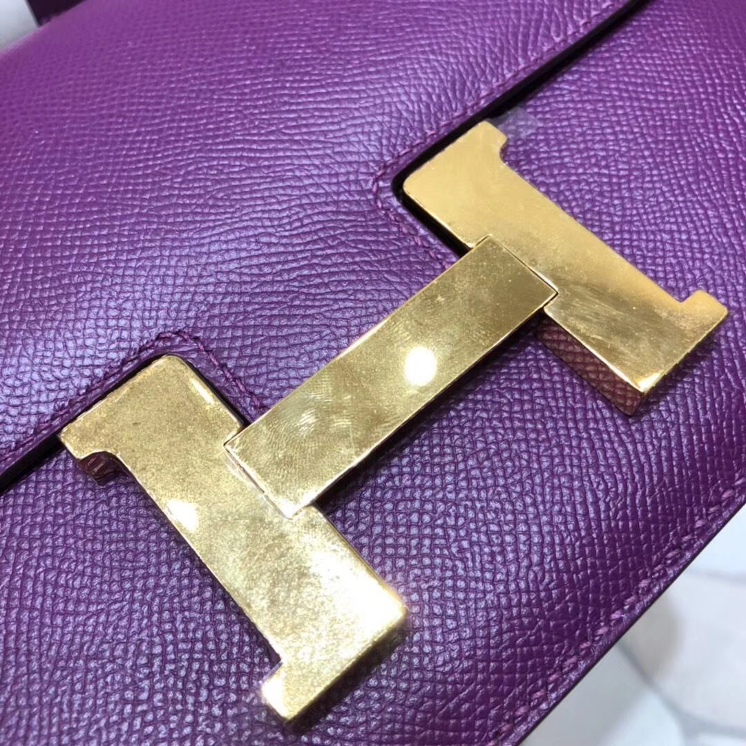 广州白云皮具城 Hermes爱马仕P9海葵紫掌纹牛皮康斯坦包Constance23CM 金扣
