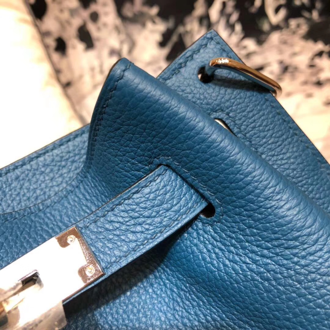 爱马仕水桶包价格 Hermes So Kelly22CM 加利西亚蓝进口TC牛皮 银扣