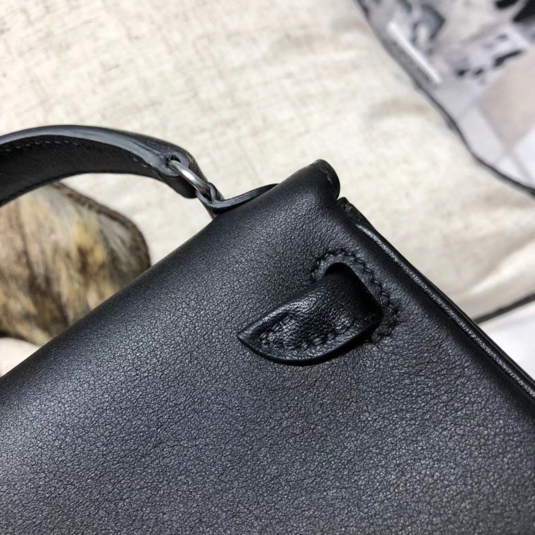 爱马仕新款女包 Hermes Kelly Doll 黑色原厂Swift牛皮凯莉娃娃包 银扣