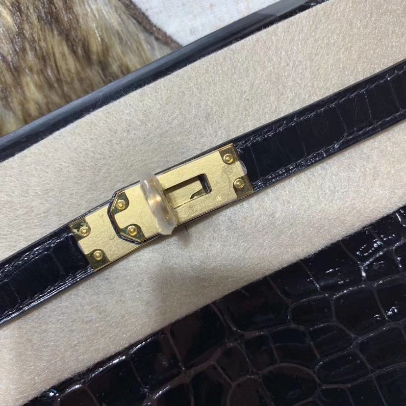 Hermes Minikelly22CM 爱马仕黑色亮光美洲鳄鱼皮迷你凯莉包 金扣