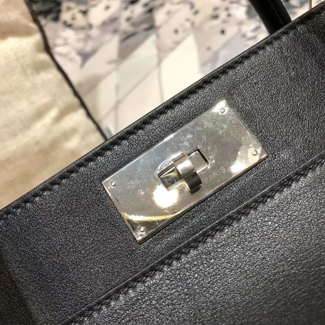 爱马仕牛奶包 Hermes Toolbox26CM 黑色原厂Swift牛皮手提女包 银扣