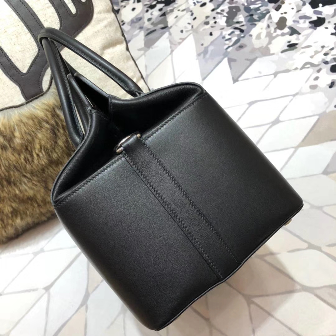 爱马仕牛奶包 Hermes Toolbox26CM 黑色原厂Swift牛皮手提女包 银扣