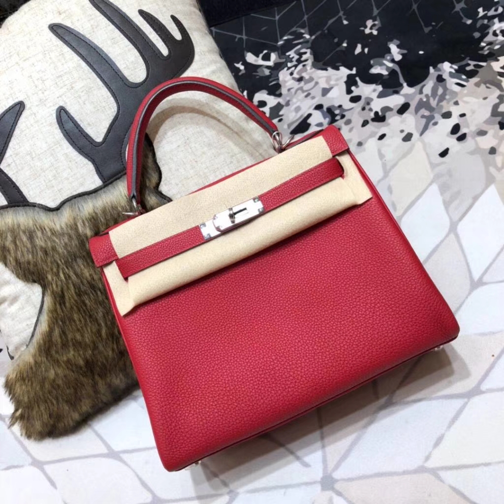 爱马仕凯莉包价格 Hermes Kelly28CM 原厂Togo小牛皮 Q5中国红 银扣