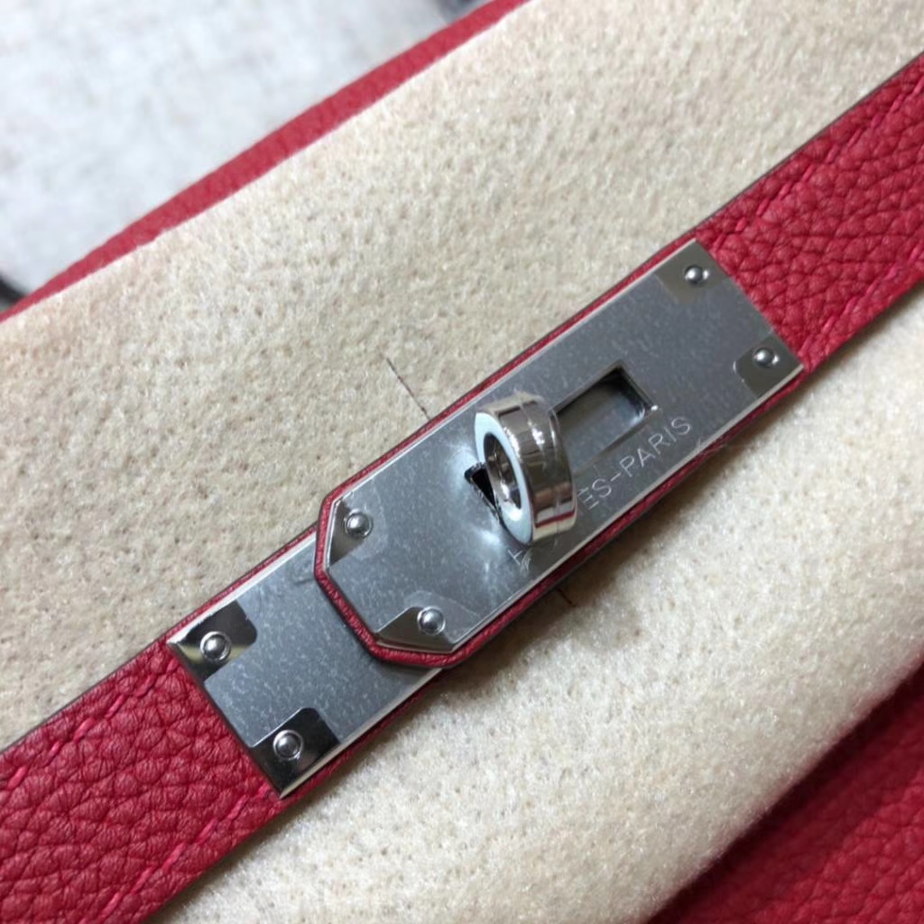 爱马仕凯莉包价格 Hermes Kelly28CM 原厂Togo小牛皮 Q5中国红 银扣